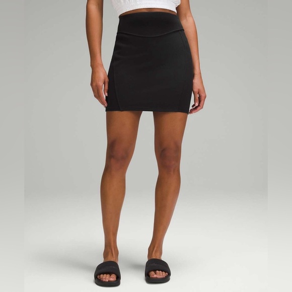 Lululemon Scuba High-Rise Mini Skirt - Picture 5 of 6